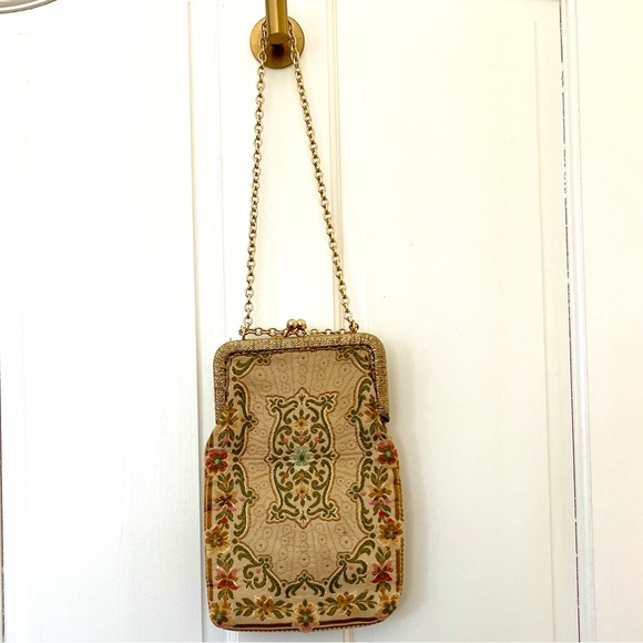 Vintage Purse Floral Embroidered Tapestry Chain-Link Strap - Picture 5 of 6